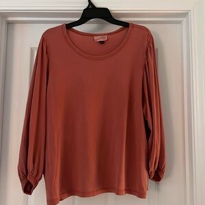 Universal Threads - Target- long sleeve T-shirt